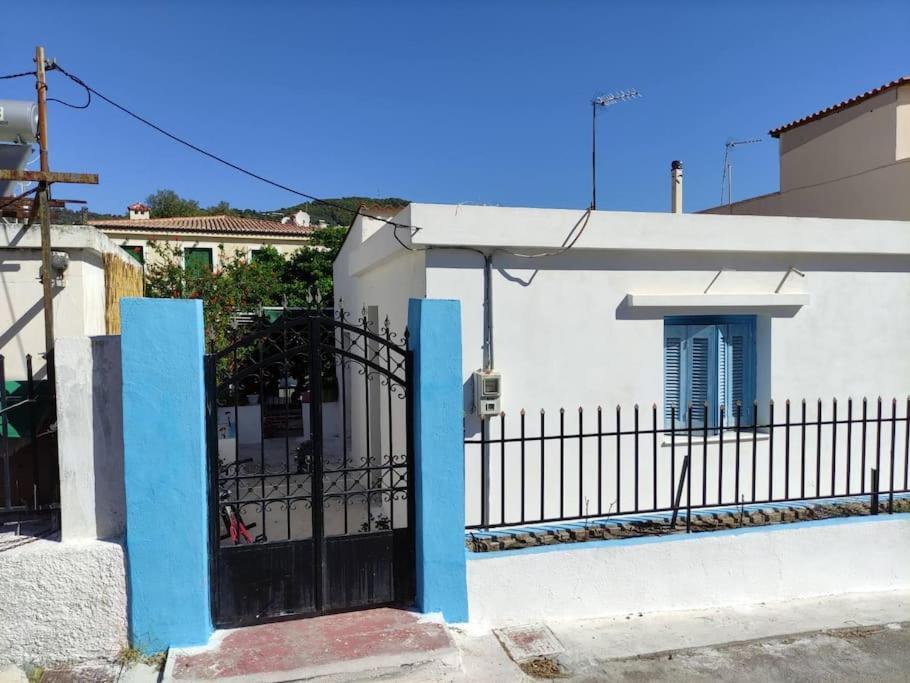 Poros Town Lemon Tree House Porosヴィラ エクステリア 写真